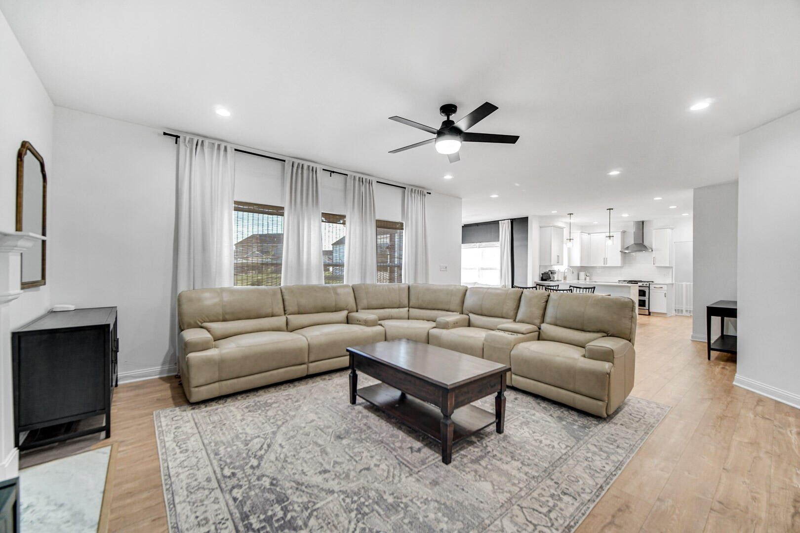 5765 Burr Ridge Circle Circle
