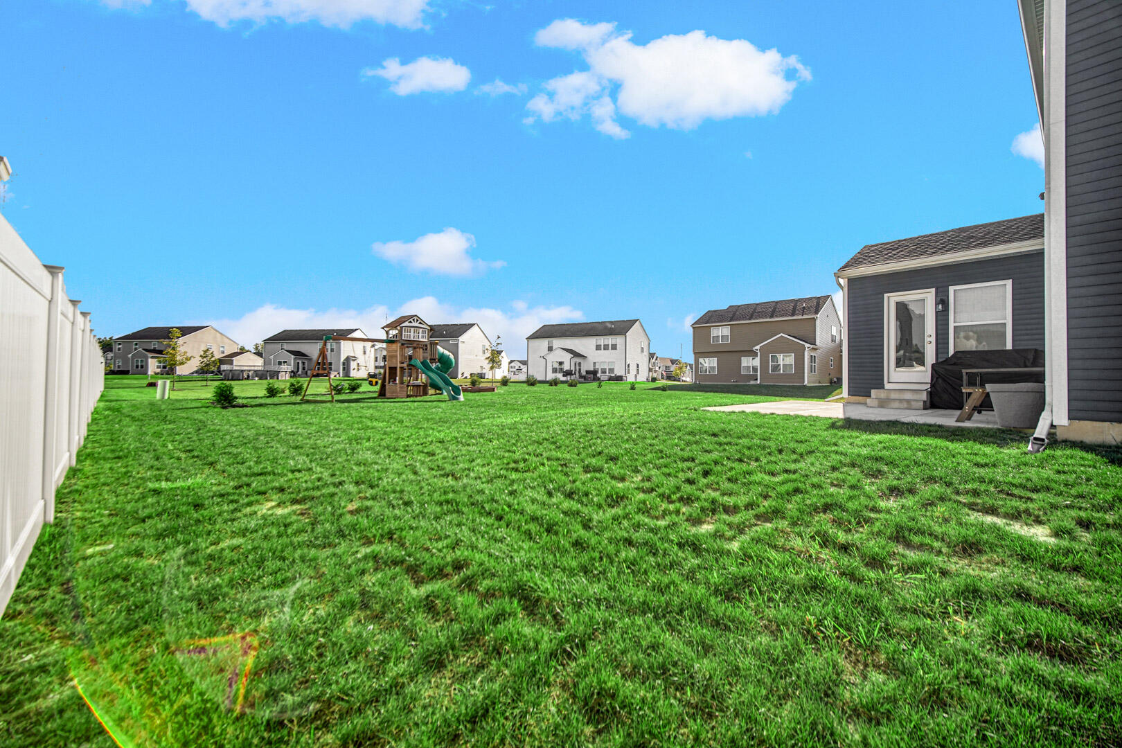 5765 Burr Ridge Circle Circle