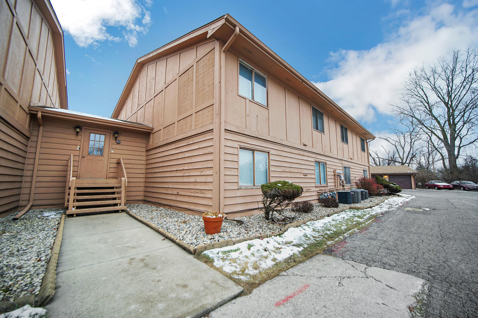 1417 Brookside Drive Unit: D2