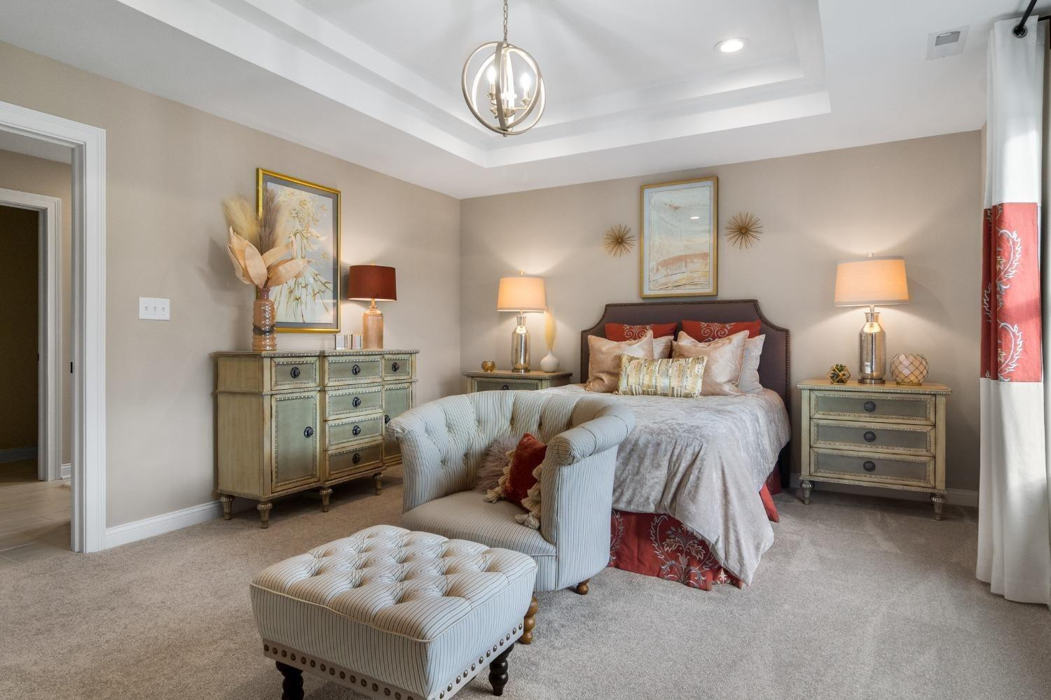 2740 E 105th Way