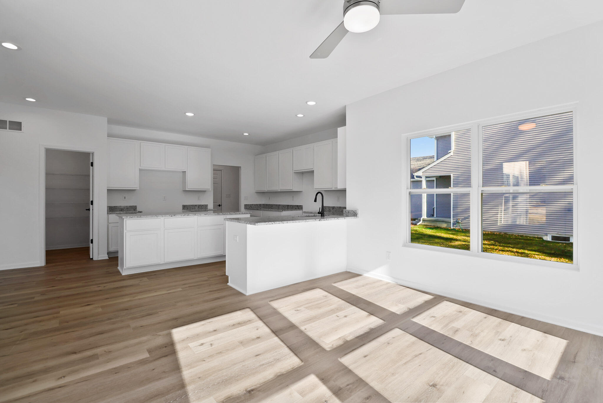 5781 Buck Lane