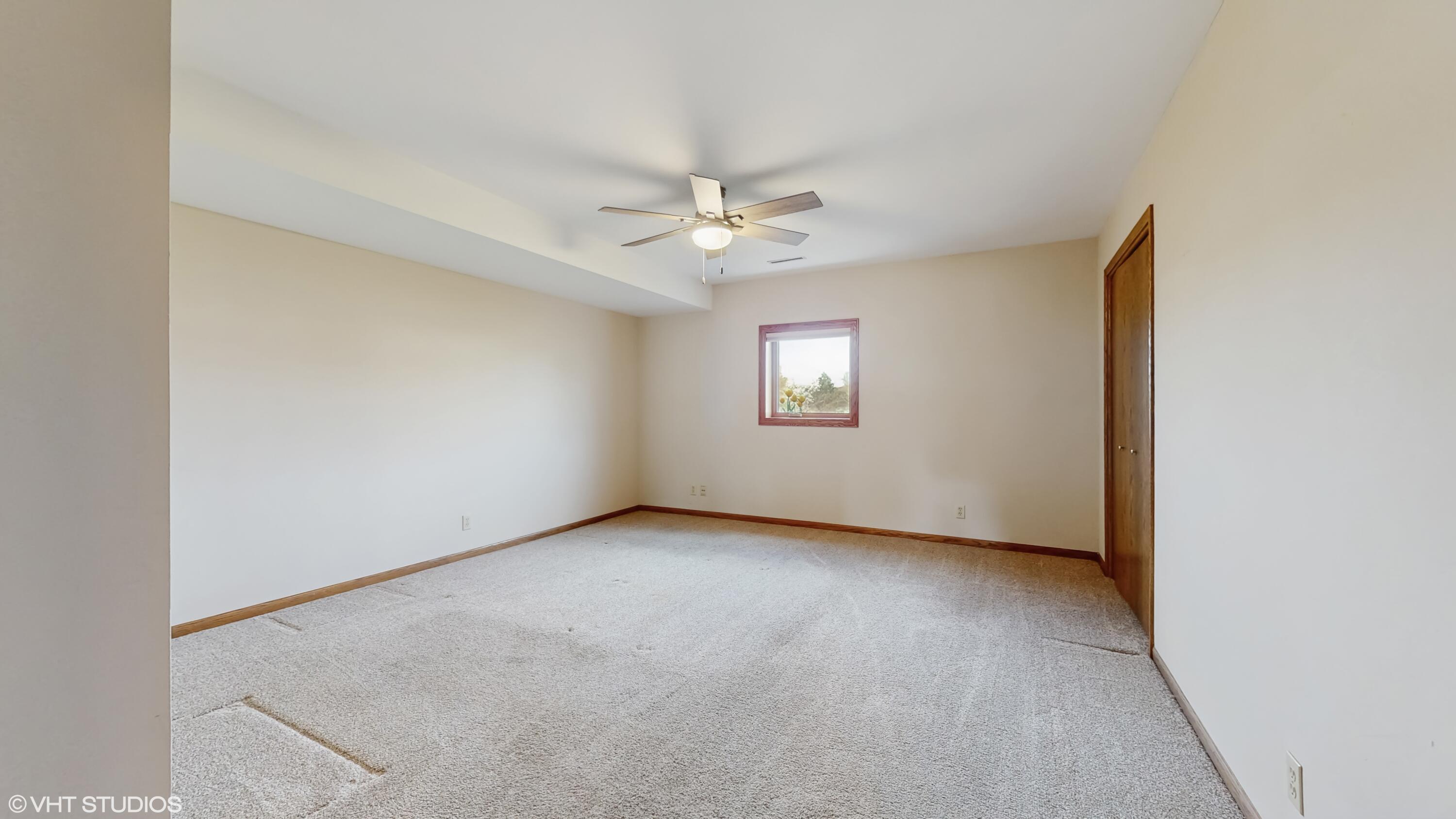 2966 Hawthorne Lane