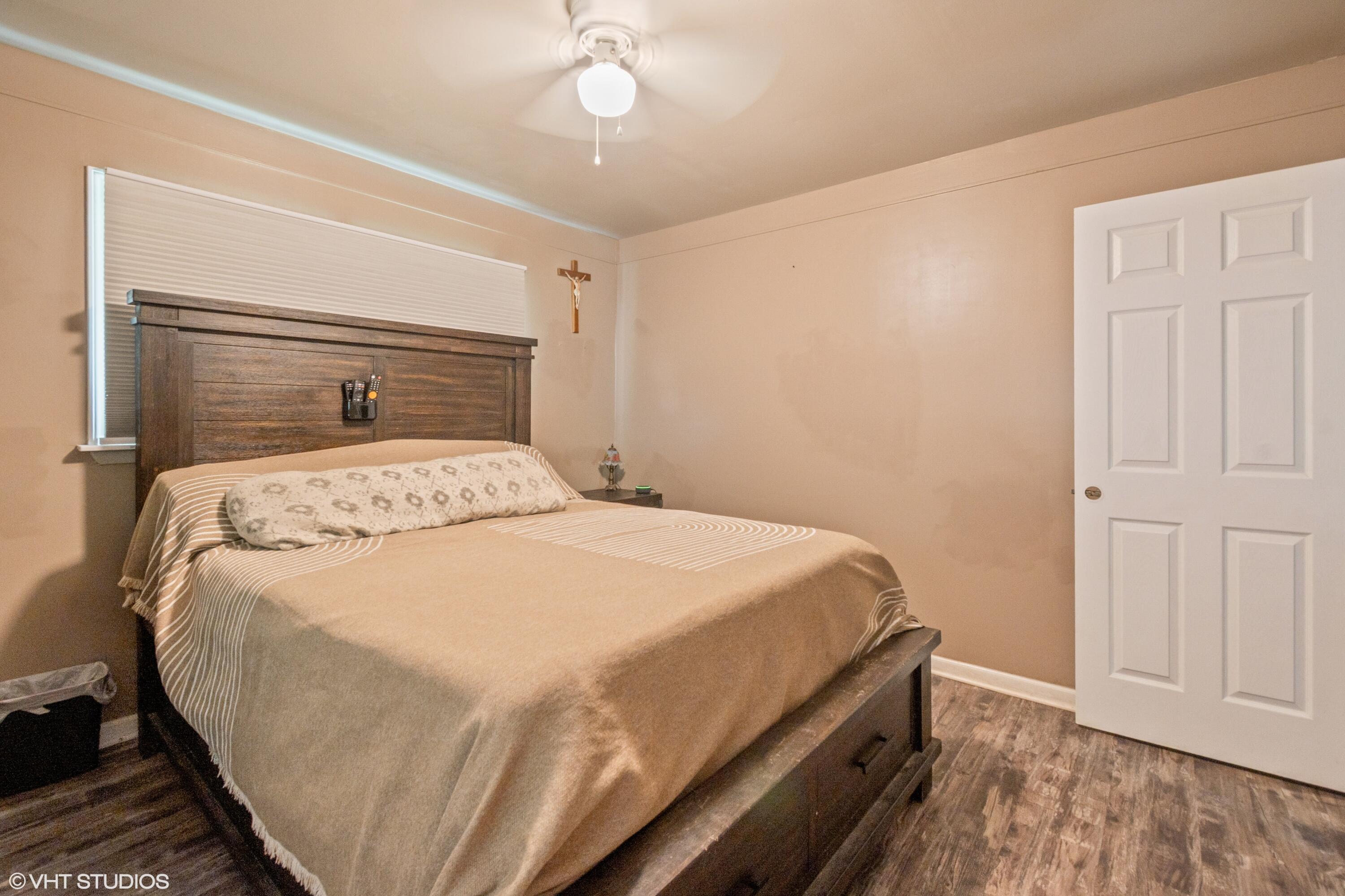 3355 E 78th Place