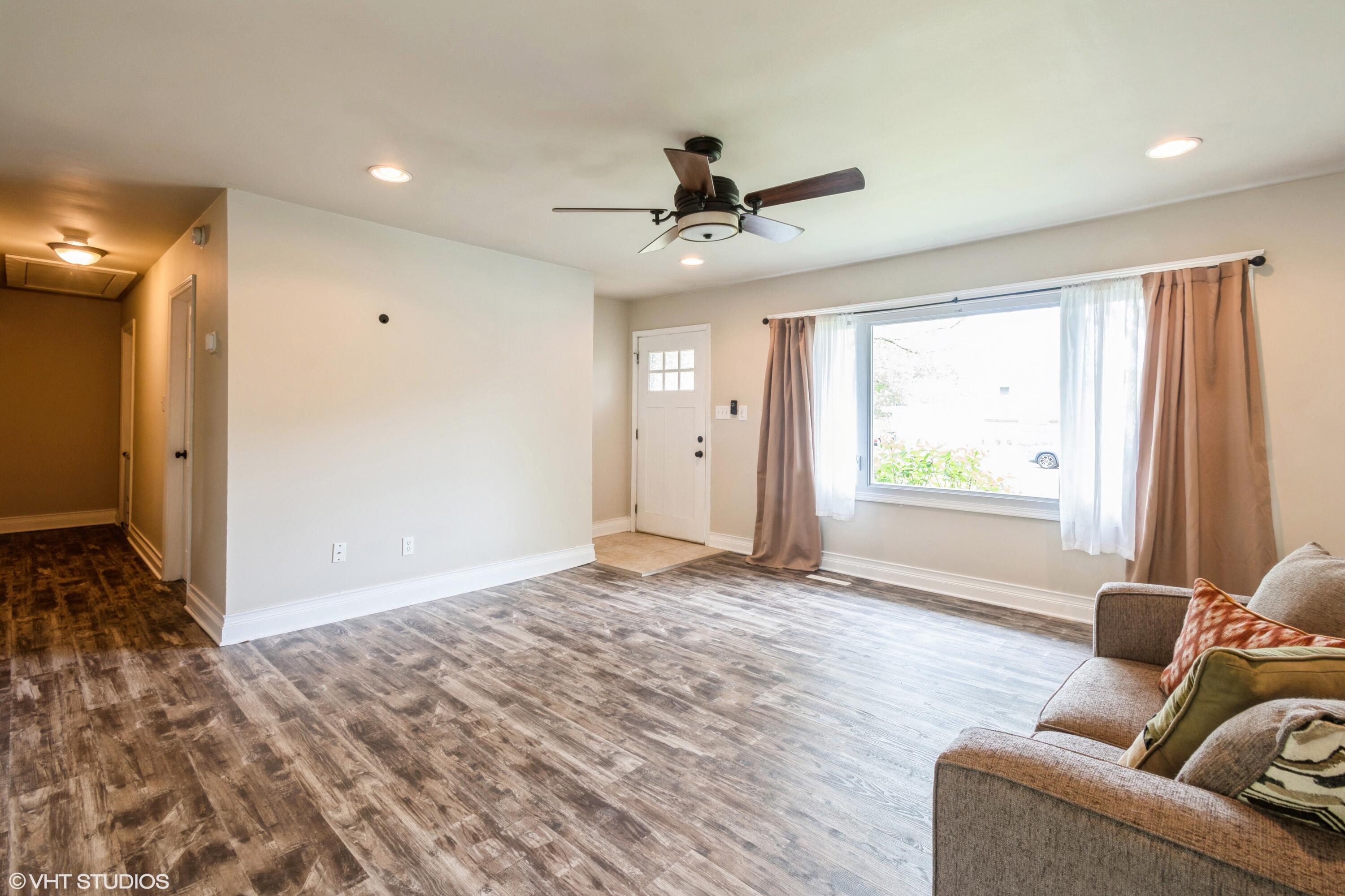 3355 E 78th Place