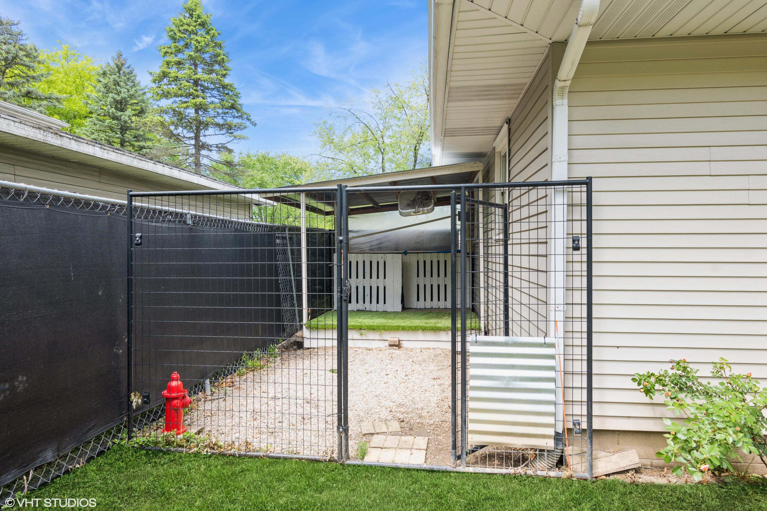 3355 E 78th Place
