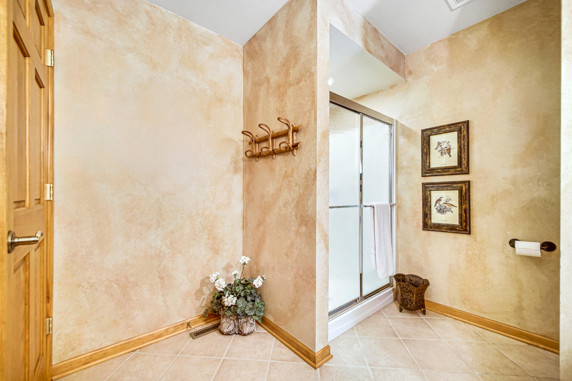 1235 Greenview Place