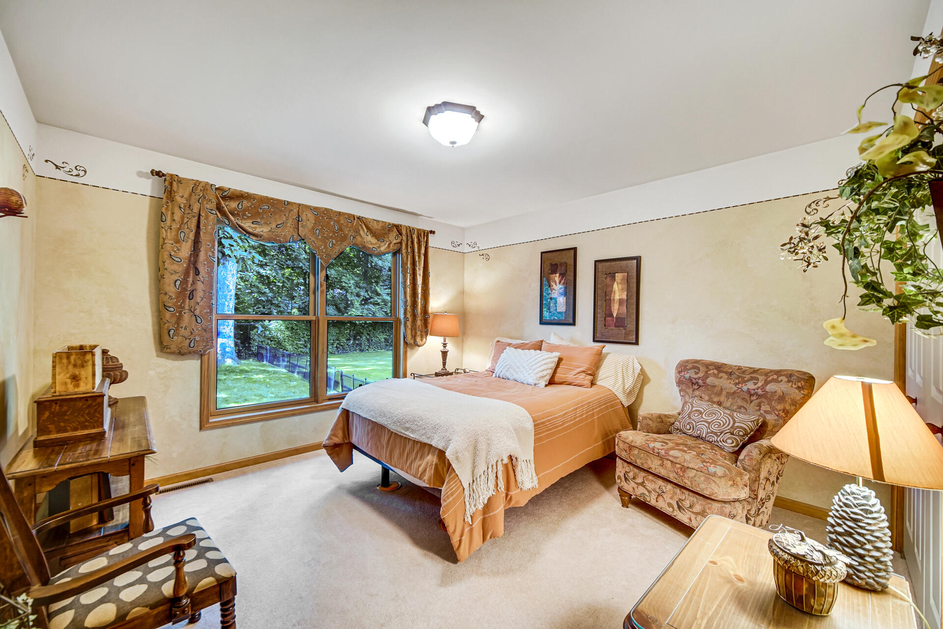 1235 Greenview Place