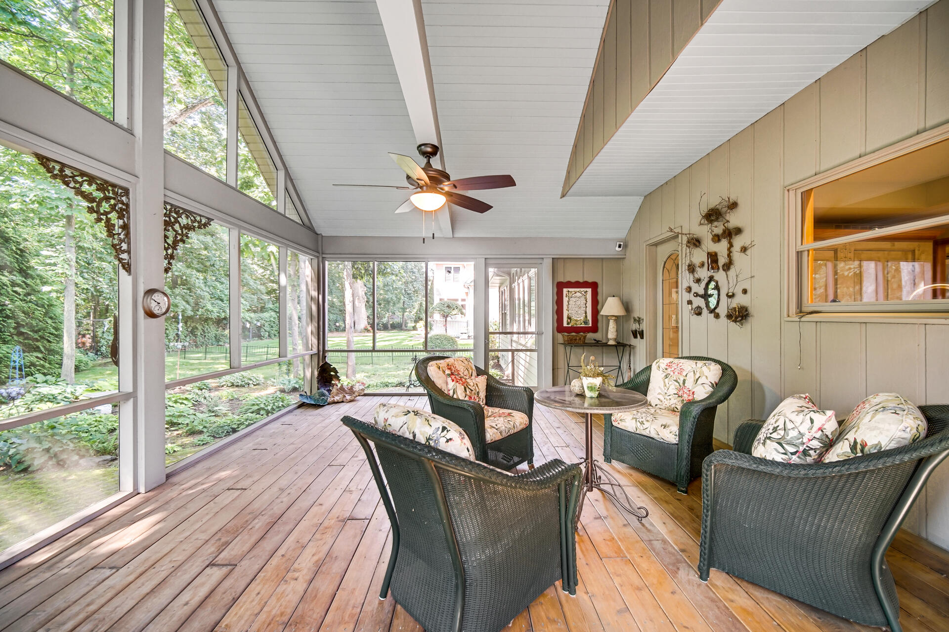 1235 Greenview Place