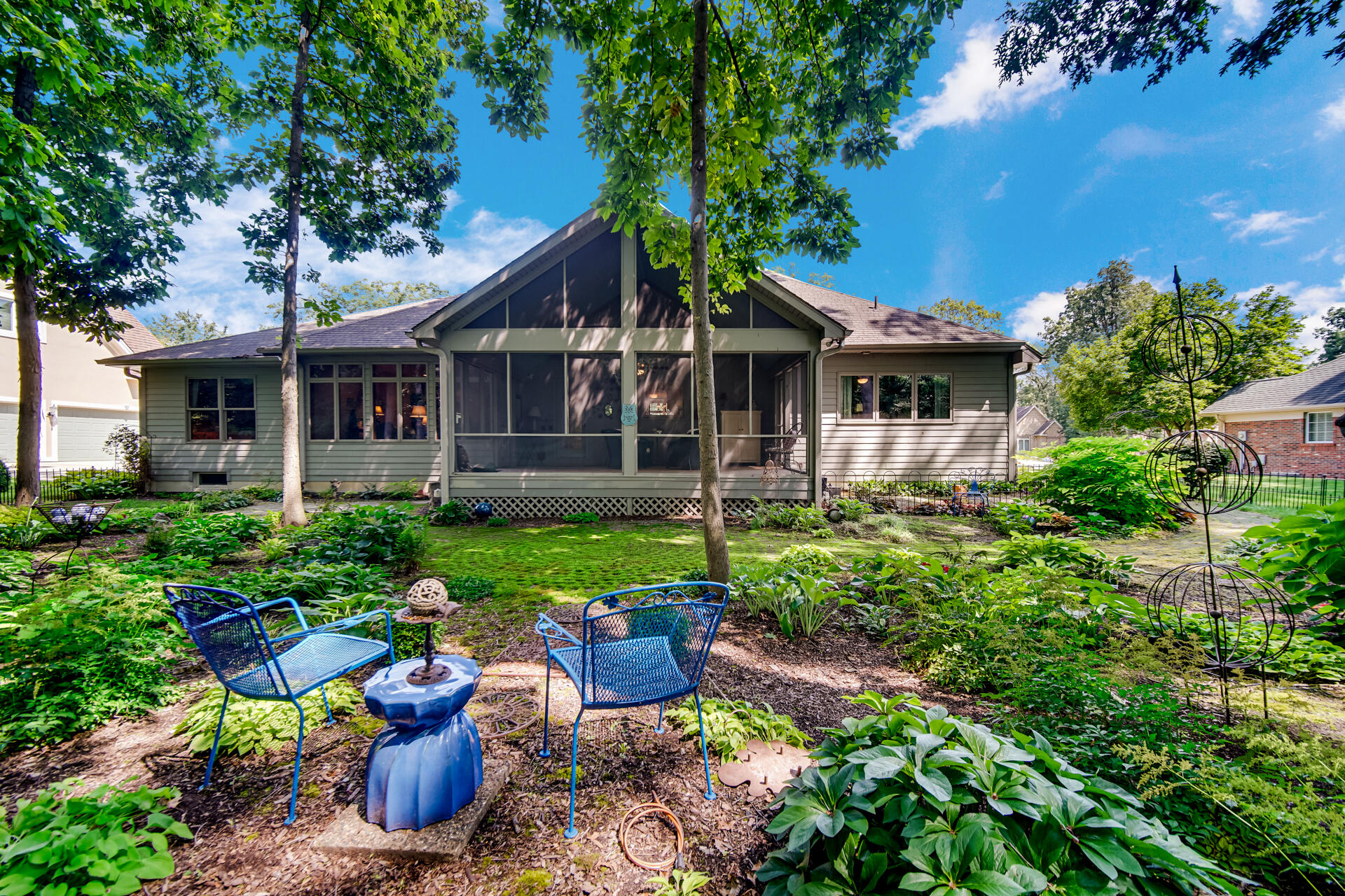 1235 Greenview Place