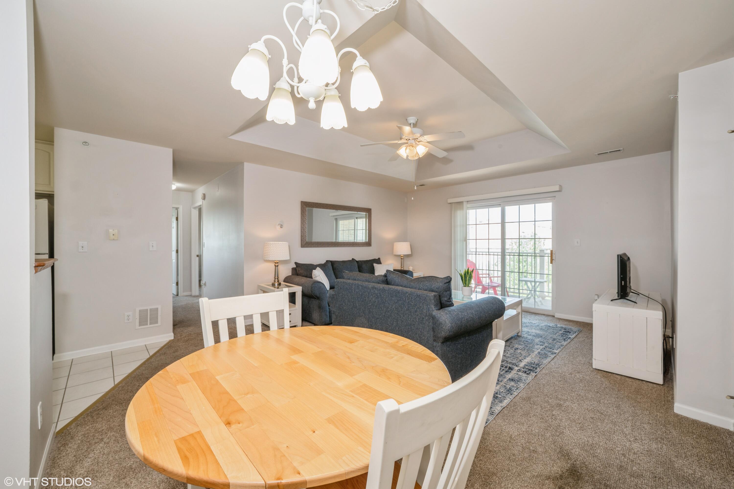 2035 W 75th Place Unit: 33