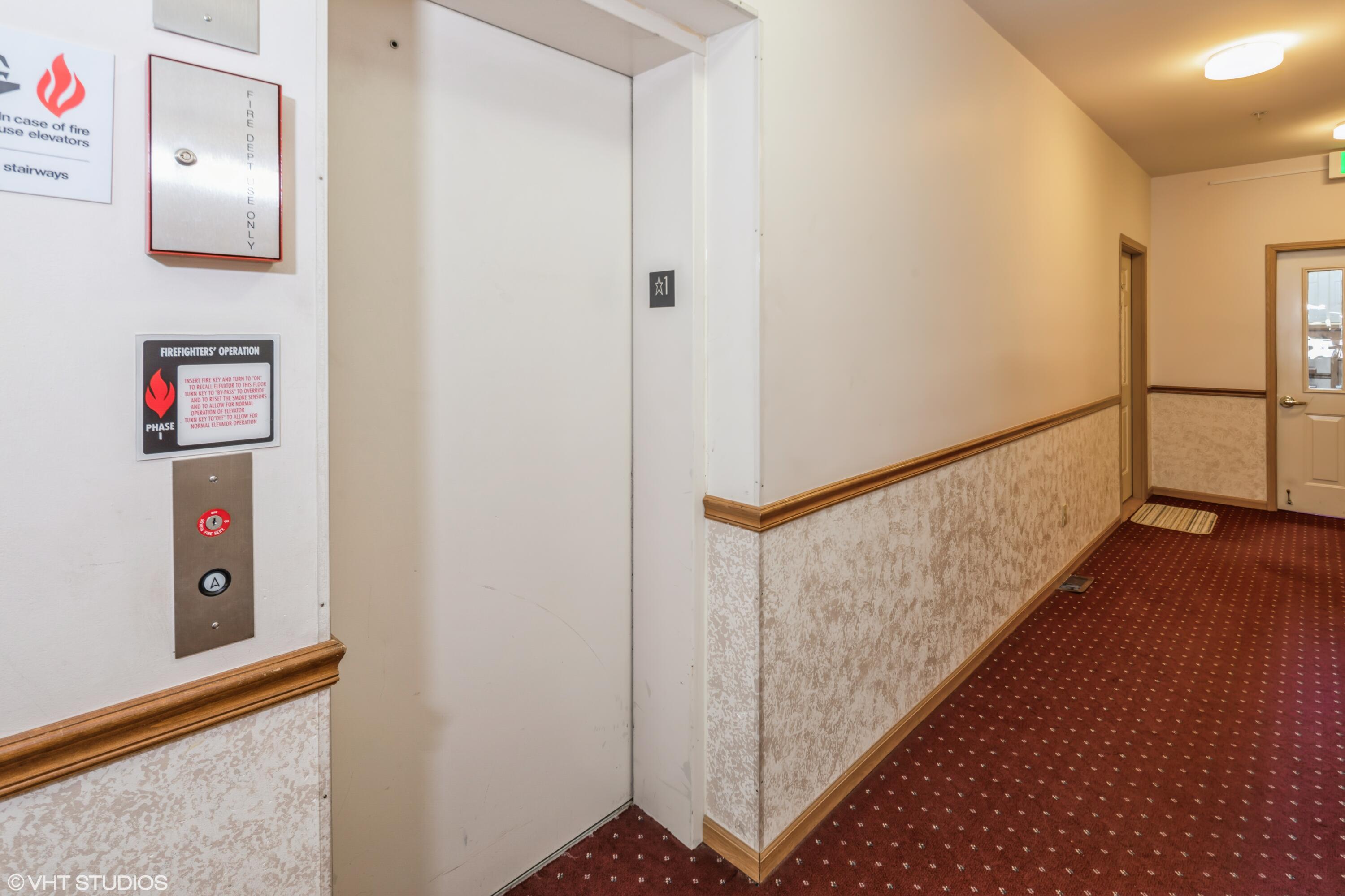 2035 W 75th Place Unit: 33