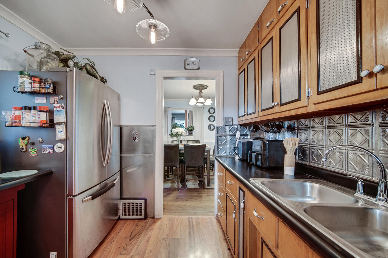 2816 Beverly Drive
