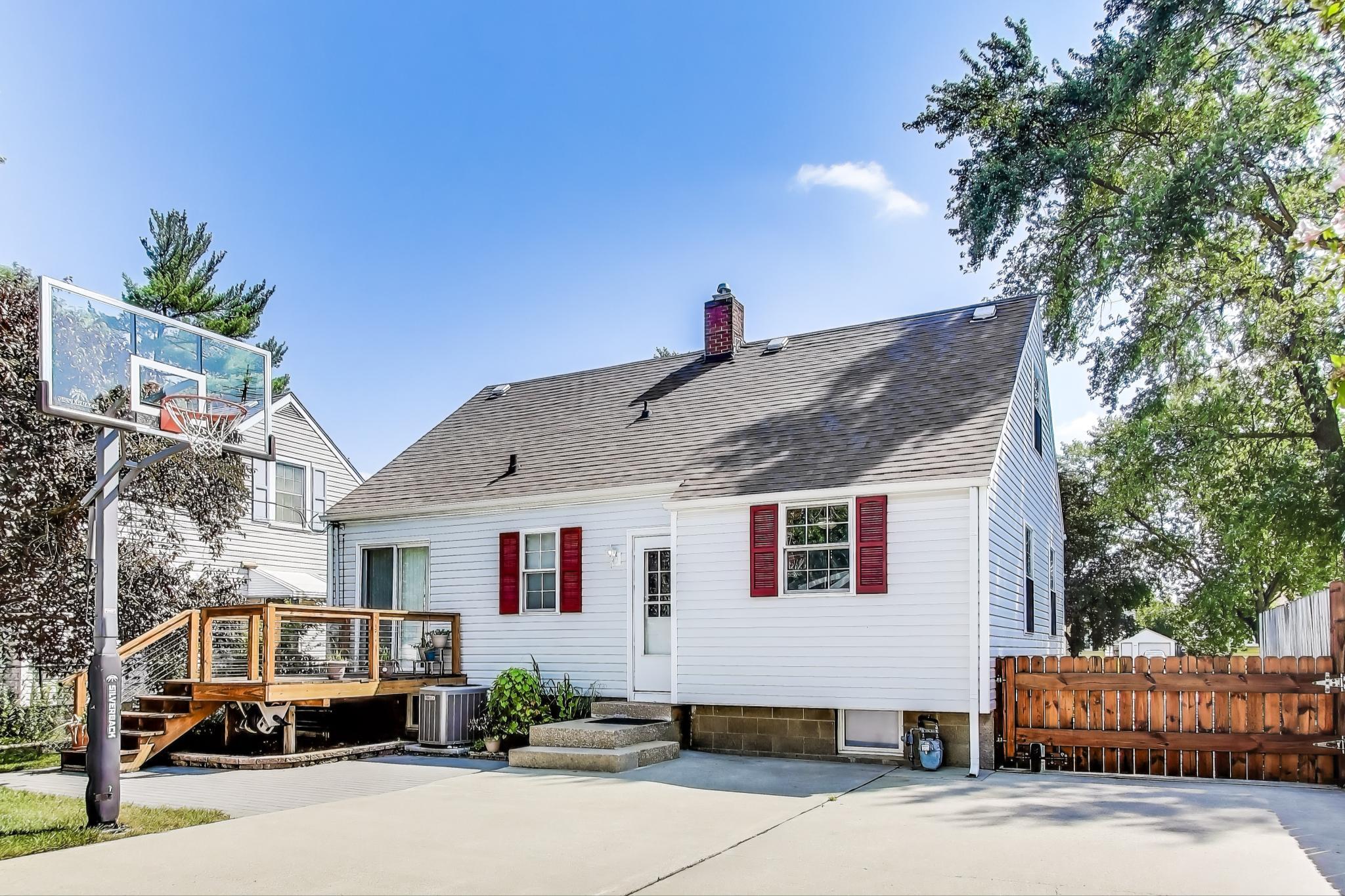 8720 Parrish Avenue
