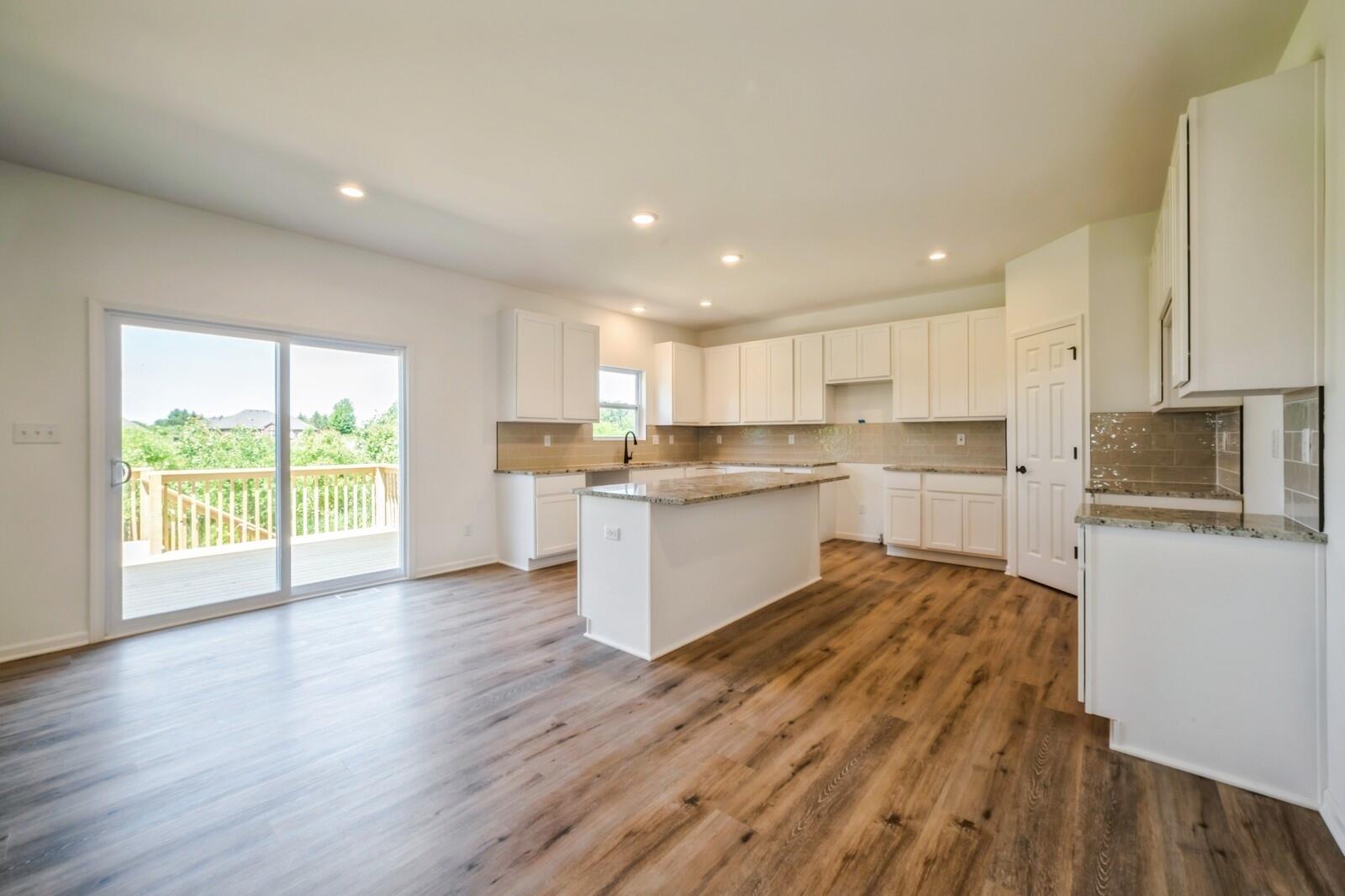 5729 Onyx Avenue