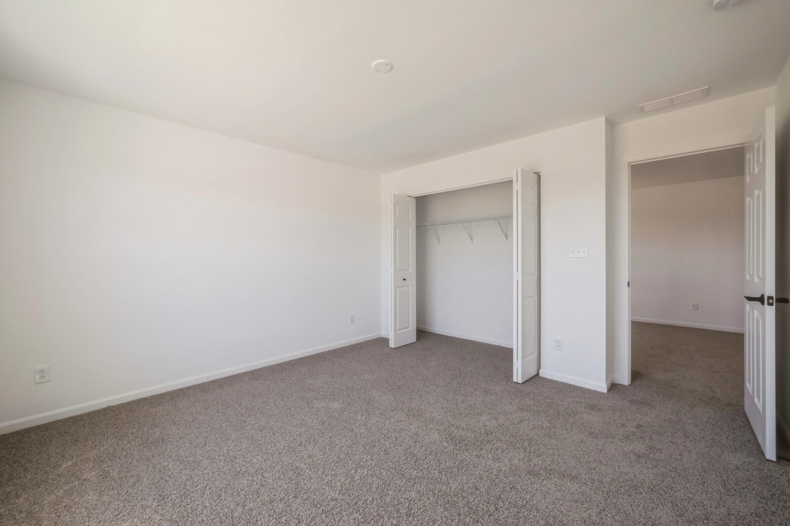 5729 Onyx Avenue