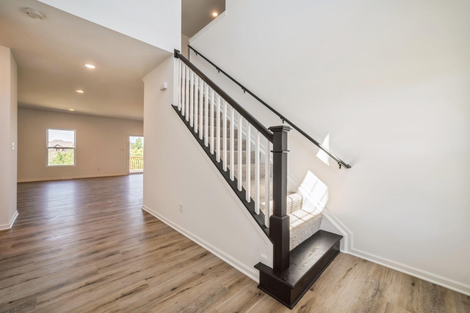 5729 Onyx Avenue