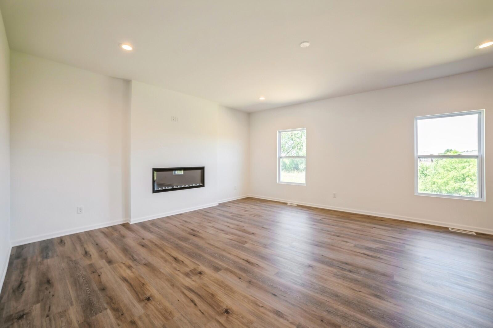 5729 Onyx Avenue