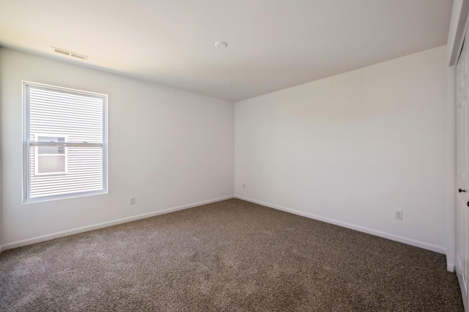 5729 Onyx Avenue