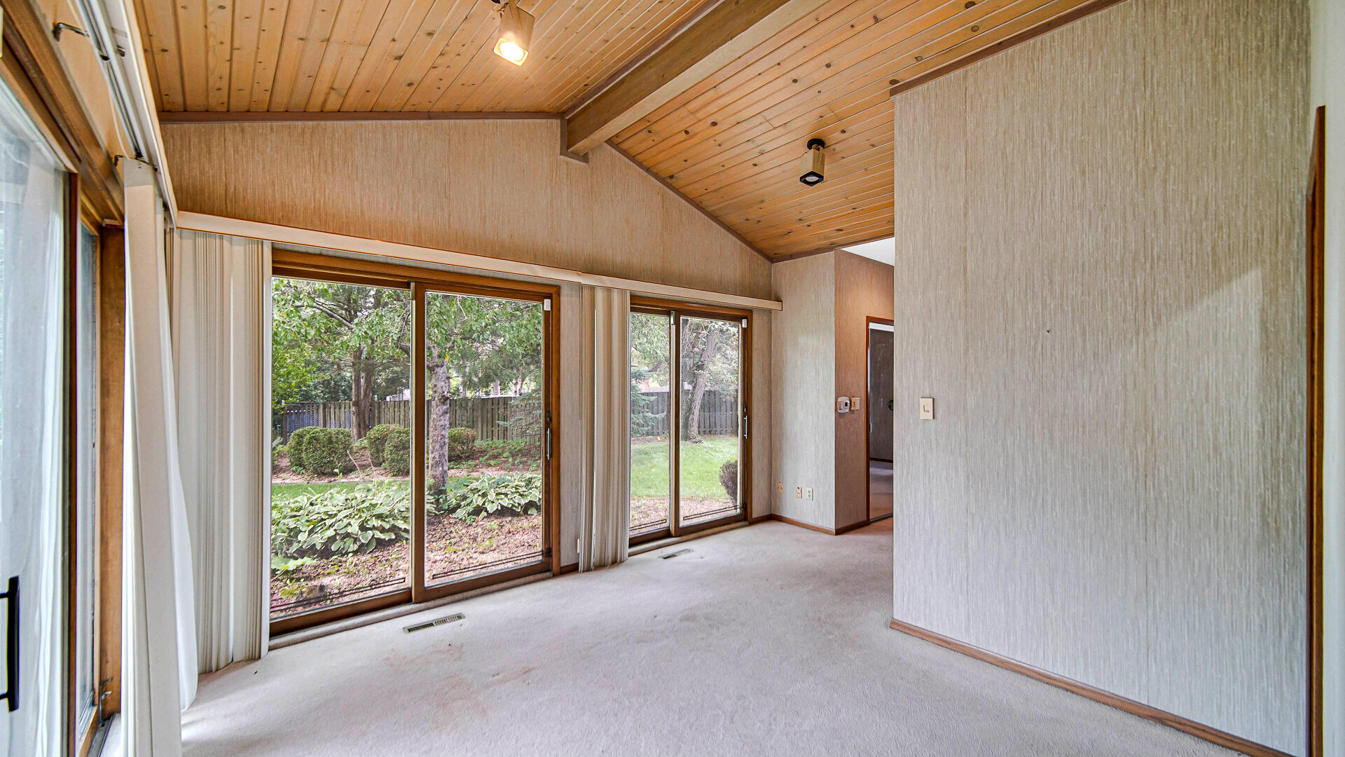 1612 Wren Court