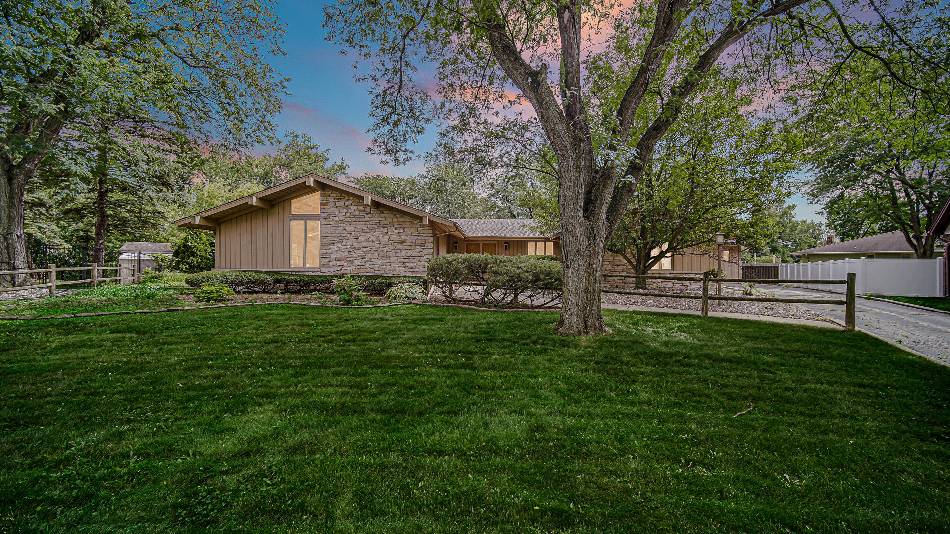 1612 Wren Court