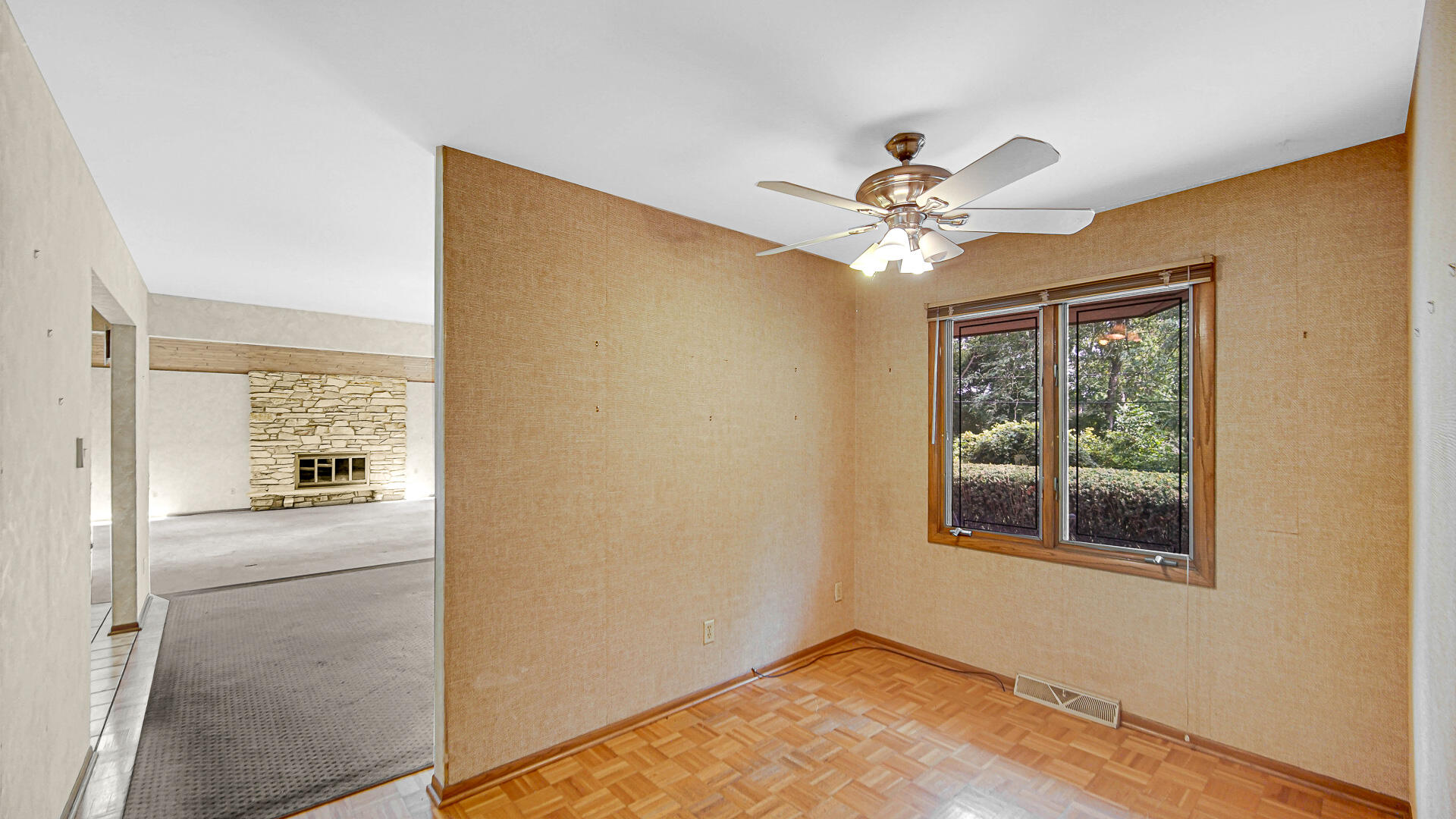 1612 Wren Court