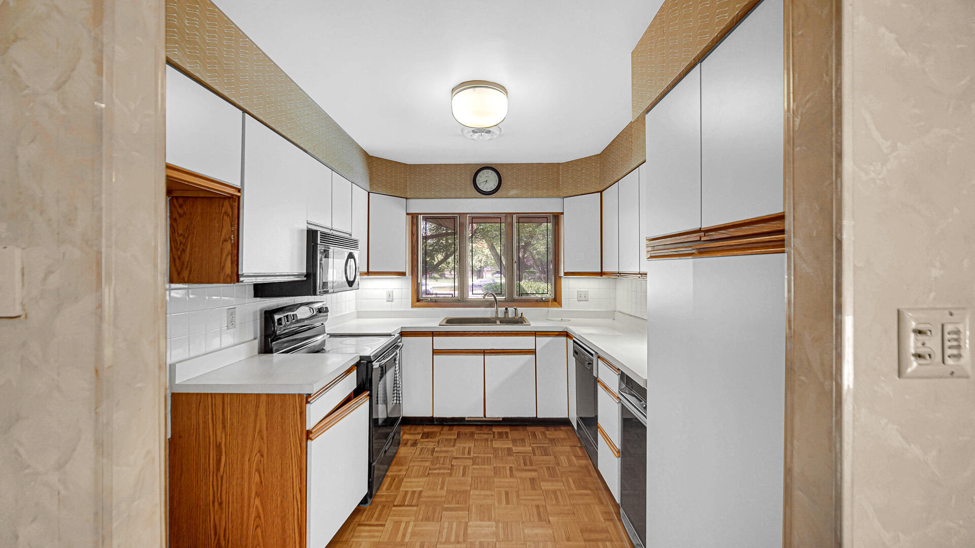 1612 Wren Court