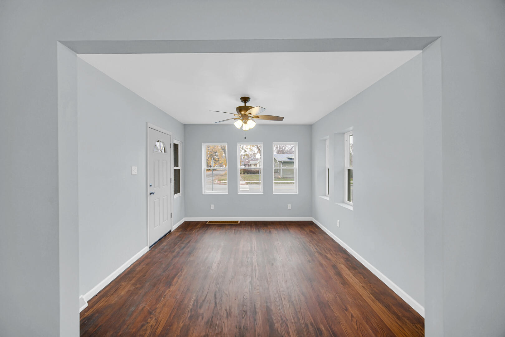 523 W 3rd Street