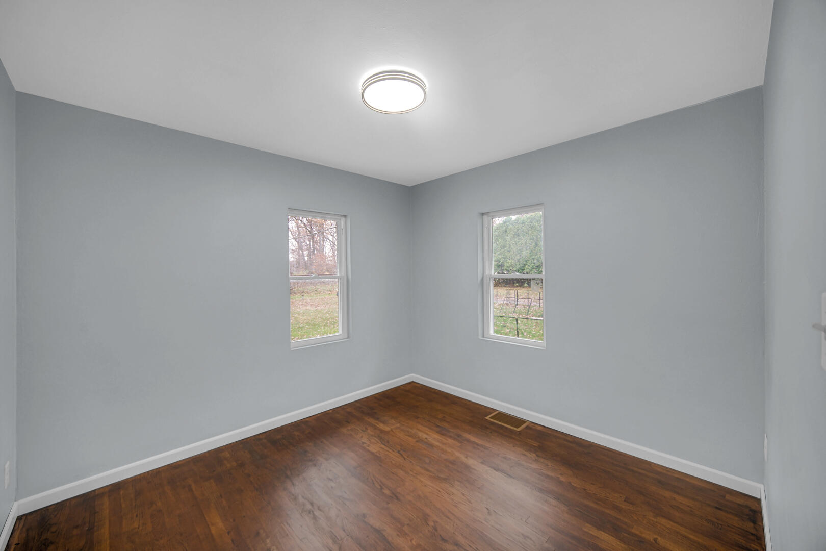 523 W 3rd Street
