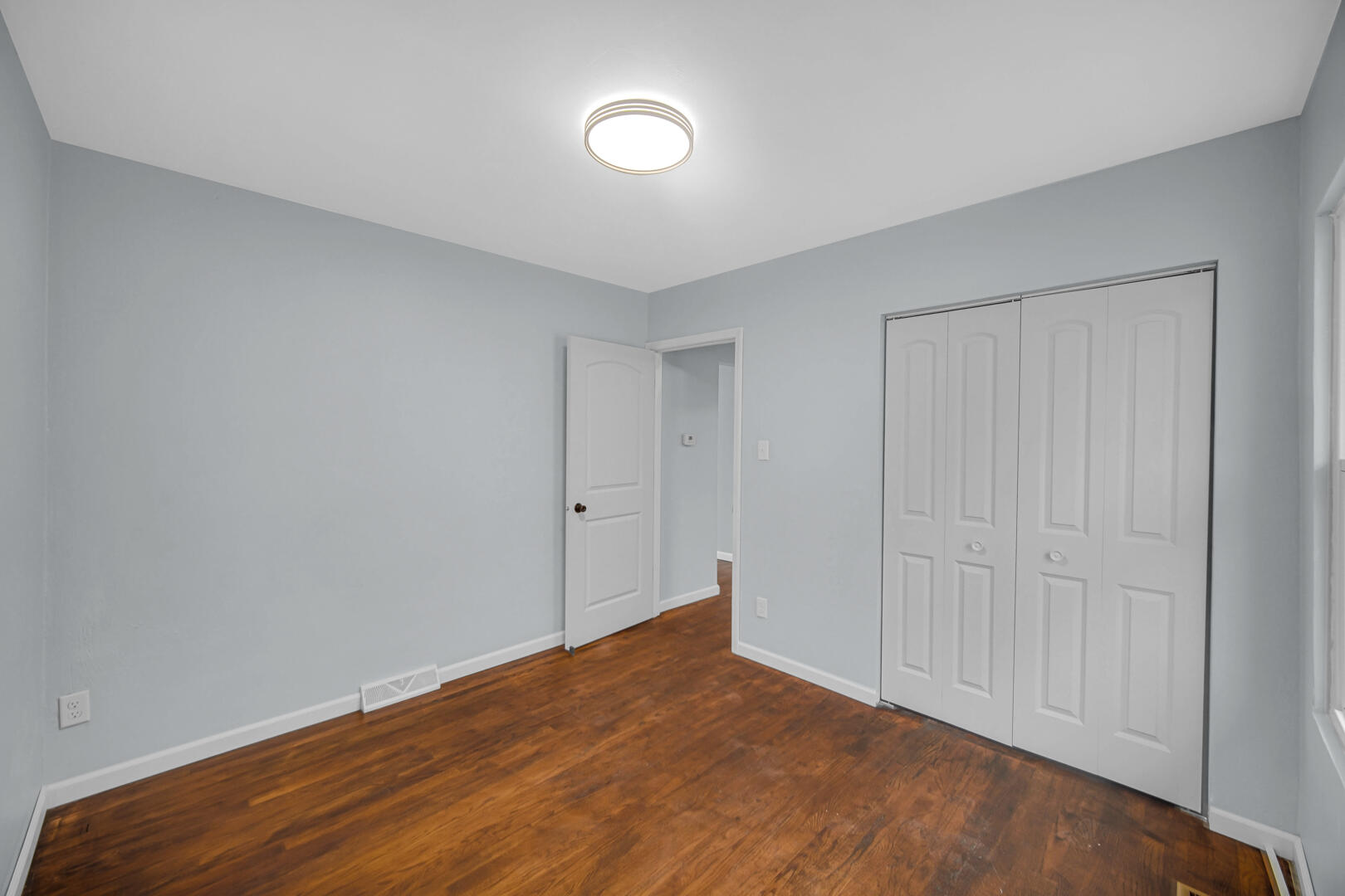 523 W 3rd Street