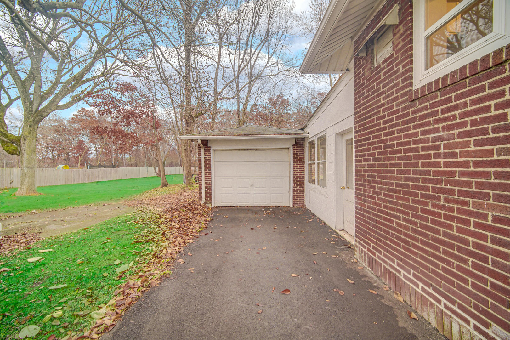 523 W 3rd Street