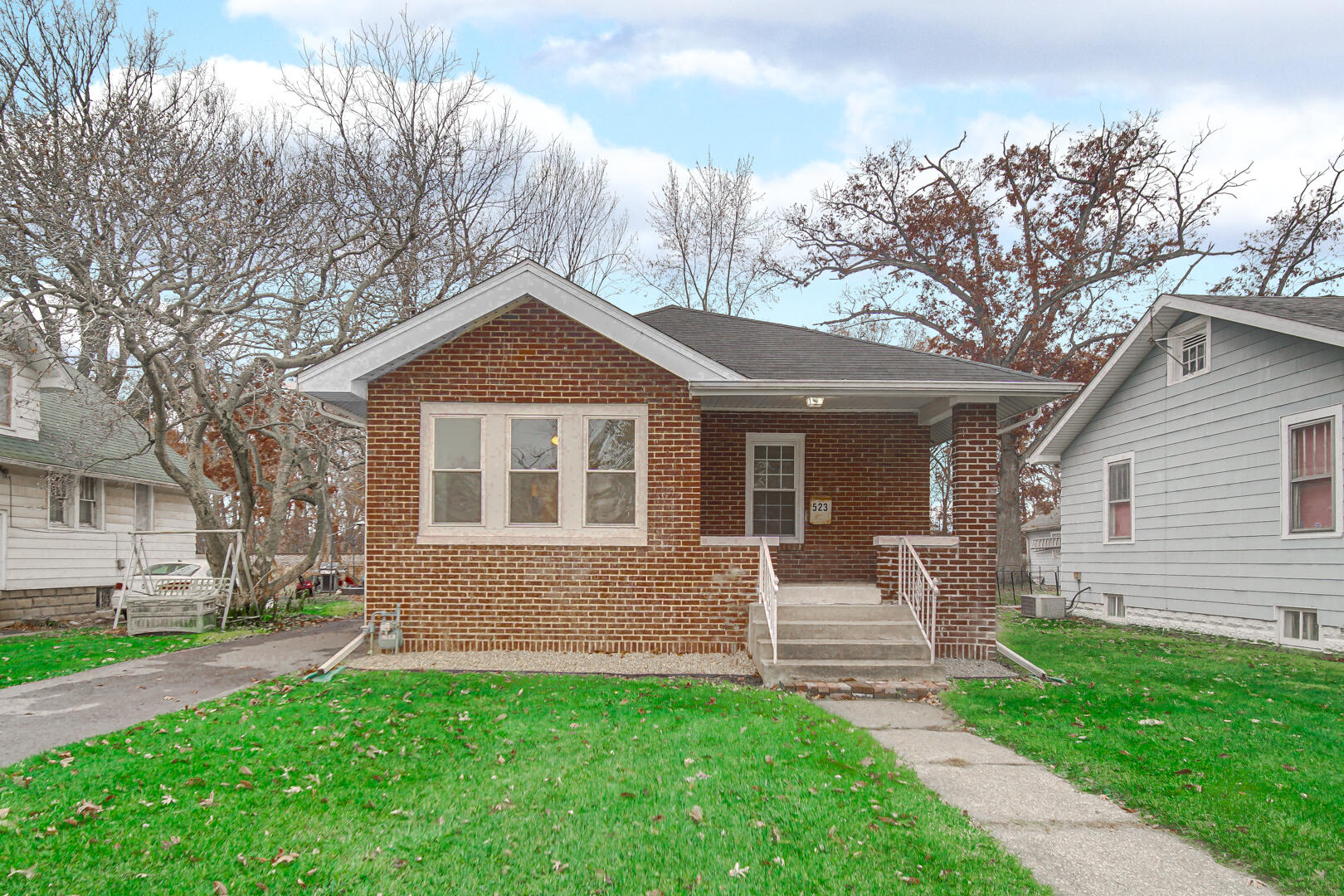 523 W 3rd Street
