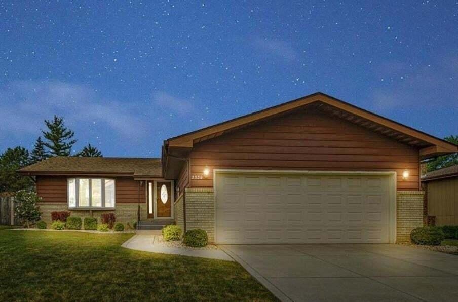 2530 Capri Drive