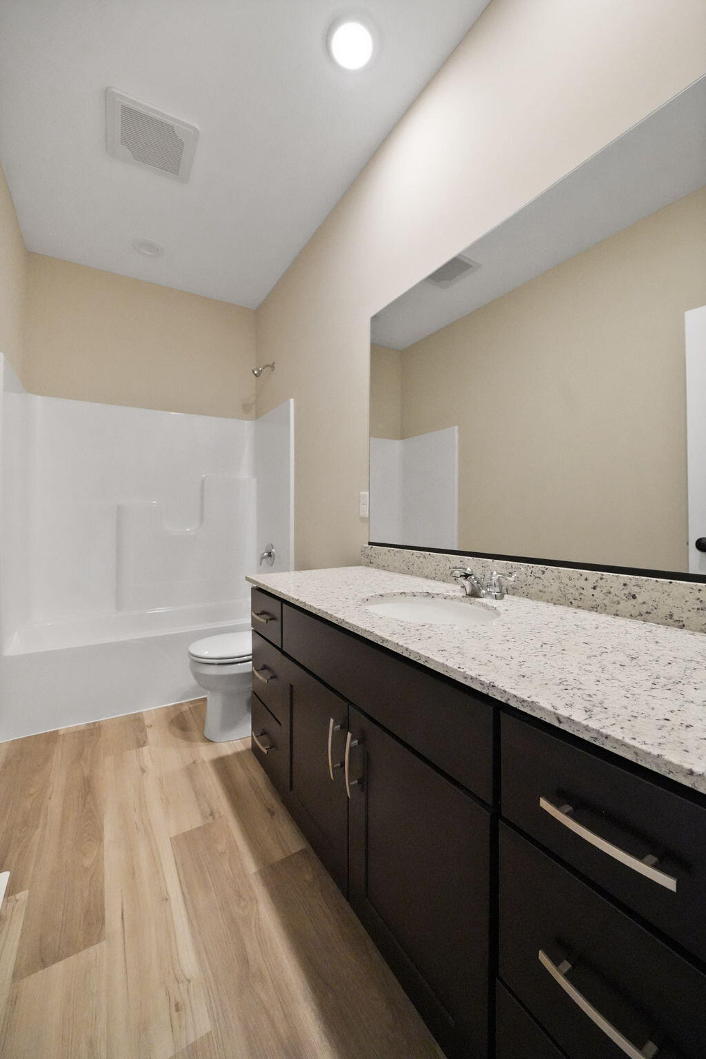 717 Druim Trail