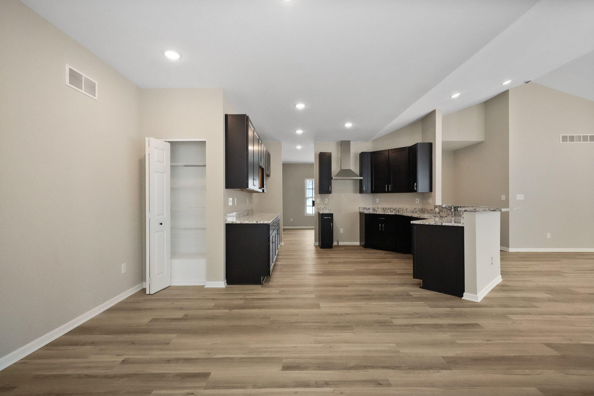 717 Druim Trail