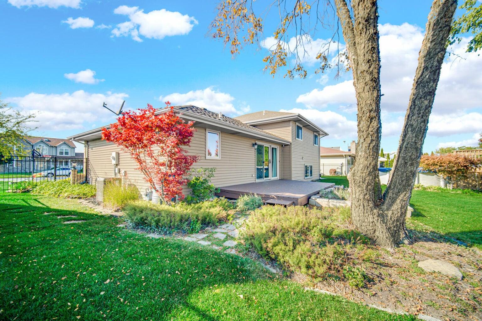 901 Robin Court