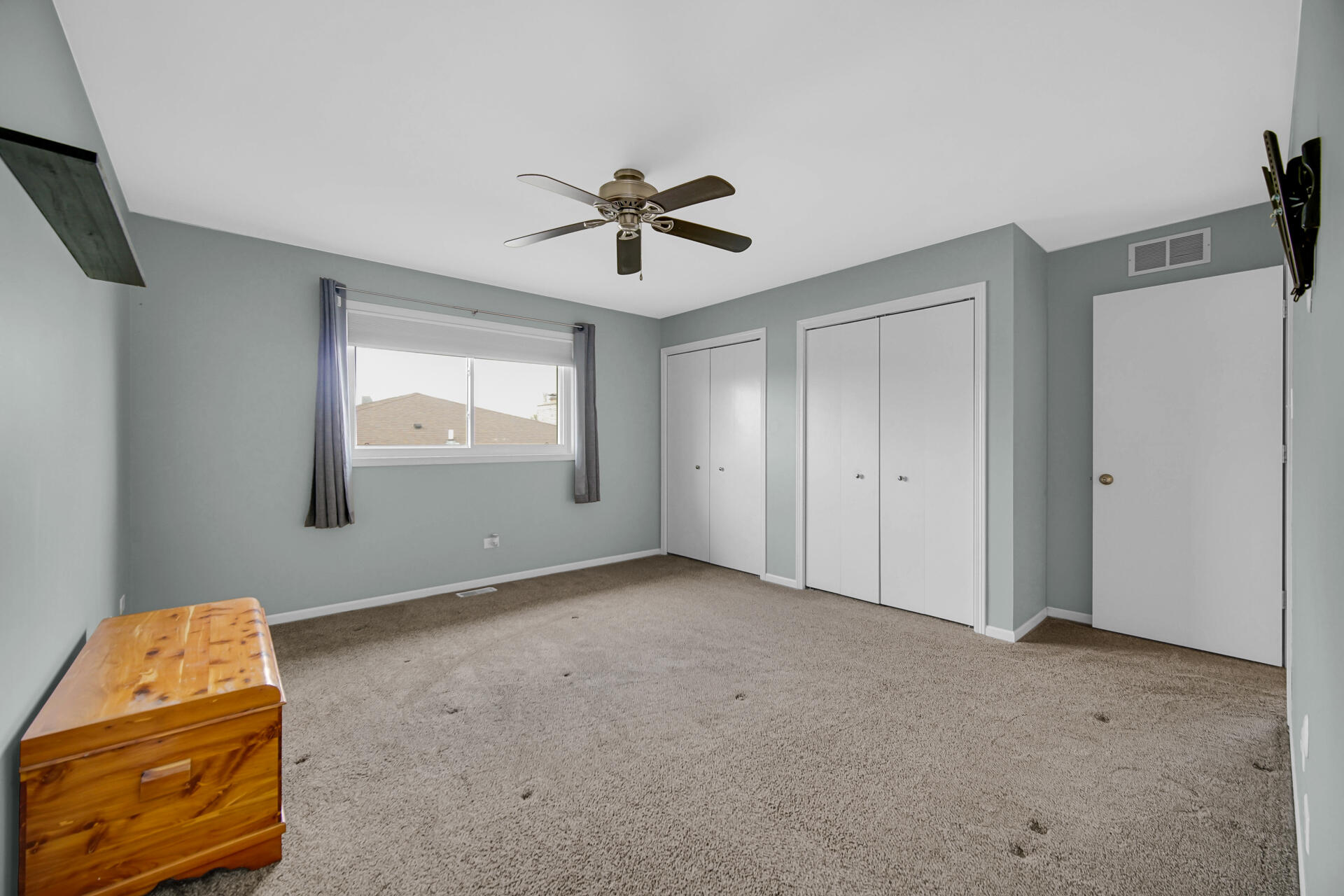 901 Robin Court
