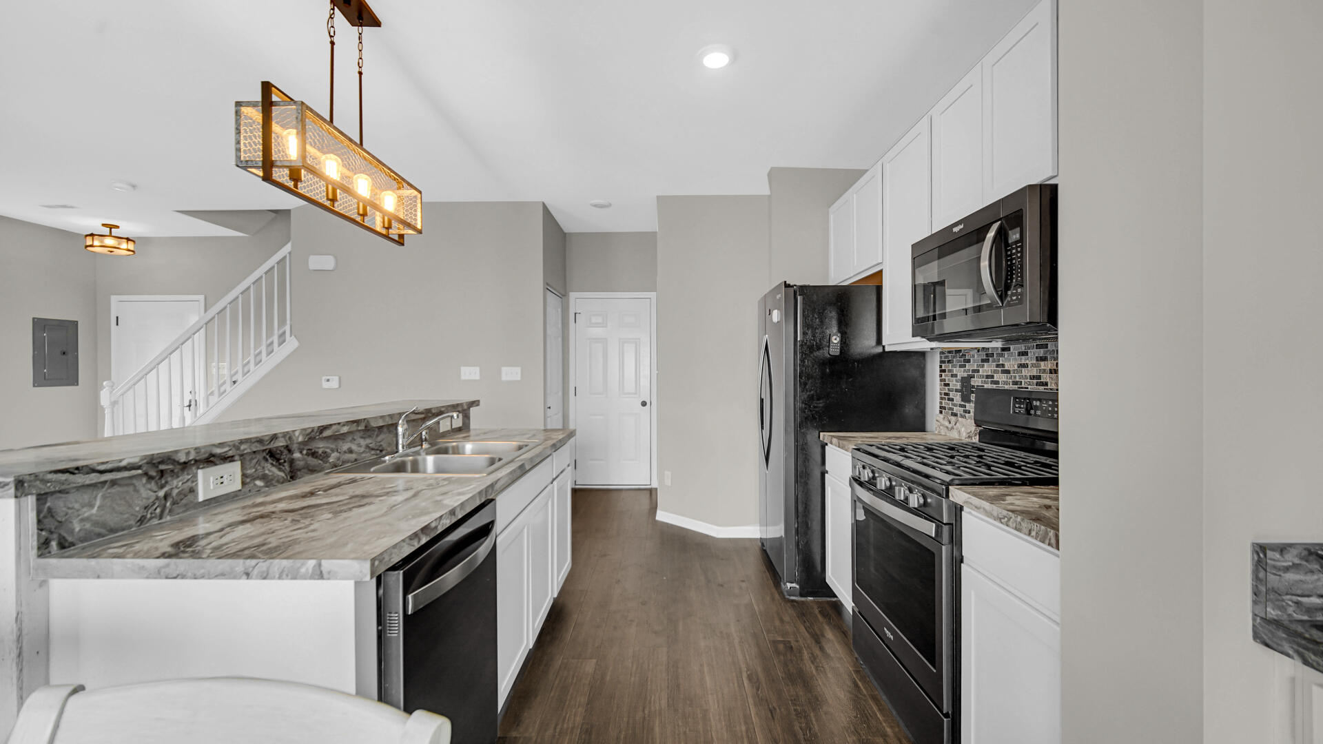 452 Greenbrier Lane