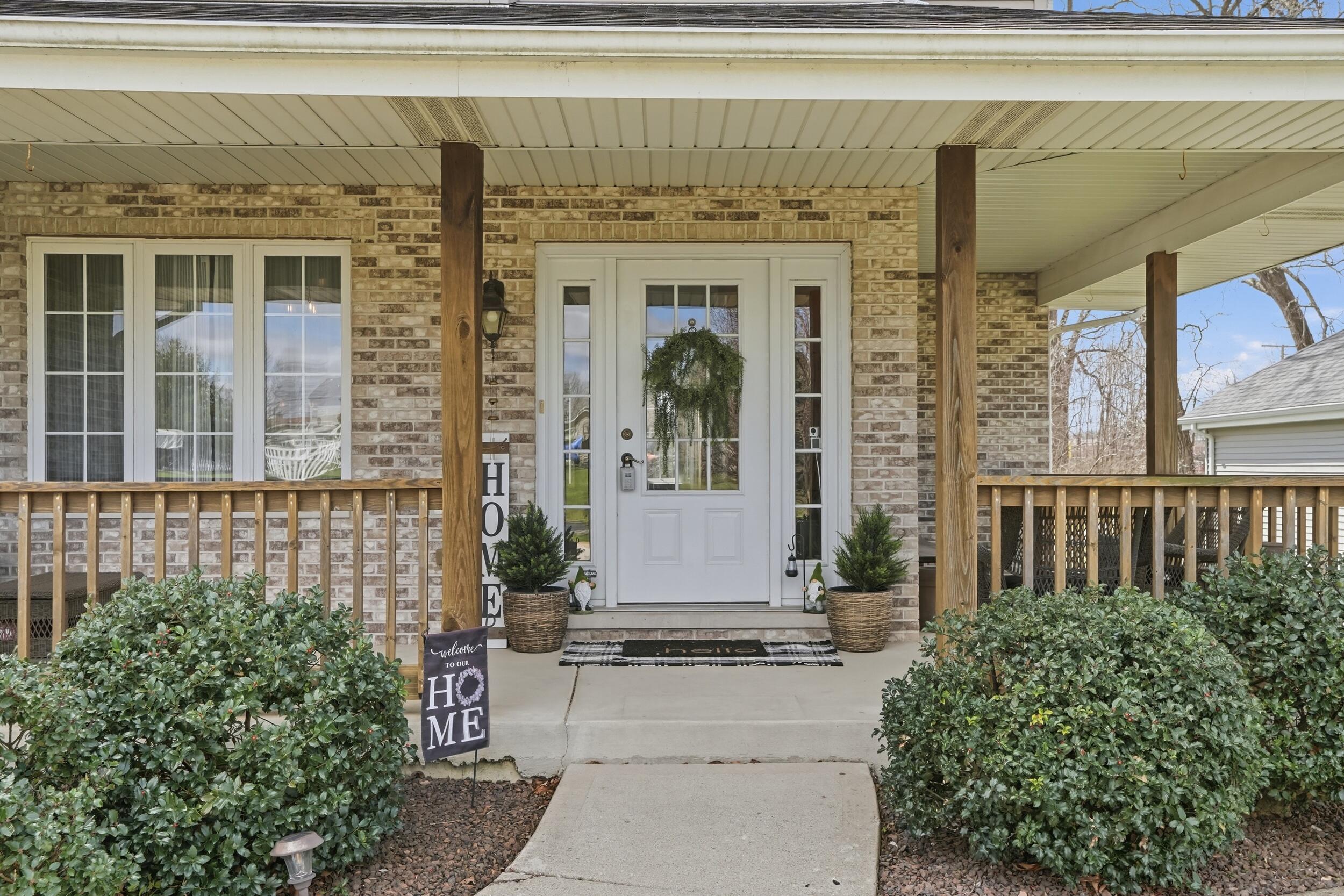 2219 Forest View Lane