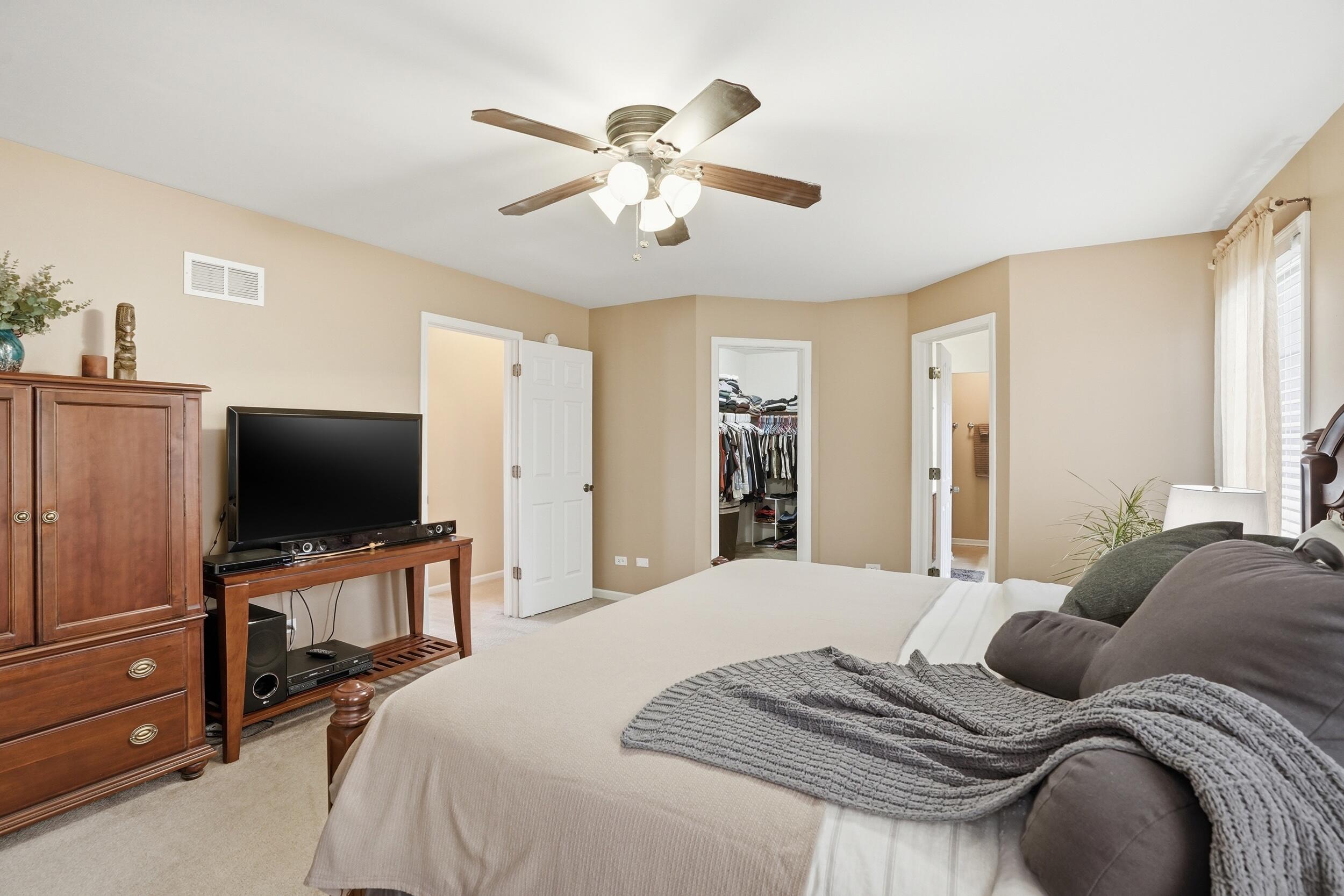 2219 Forest View Lane