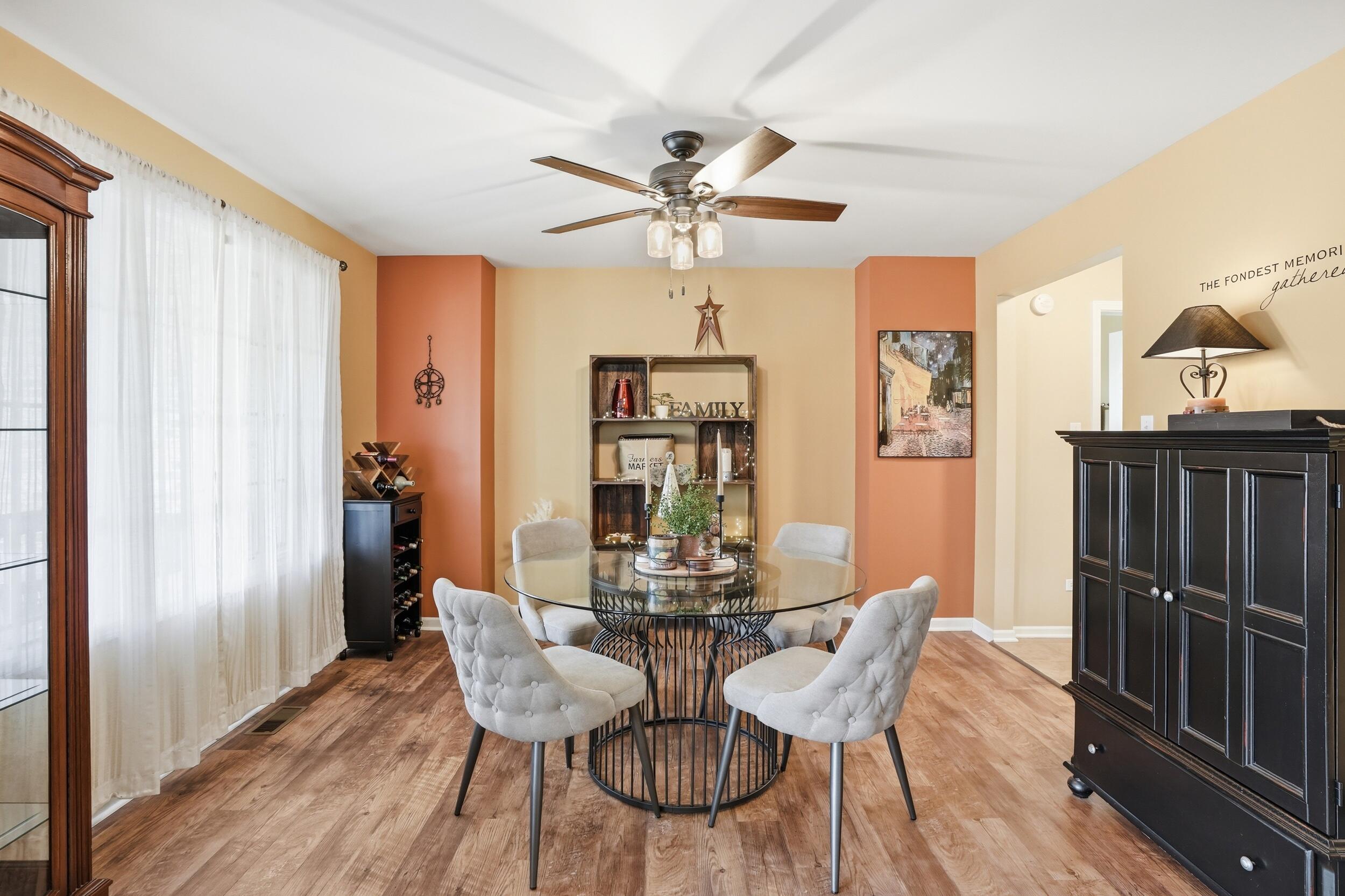 2219 Forest View Lane