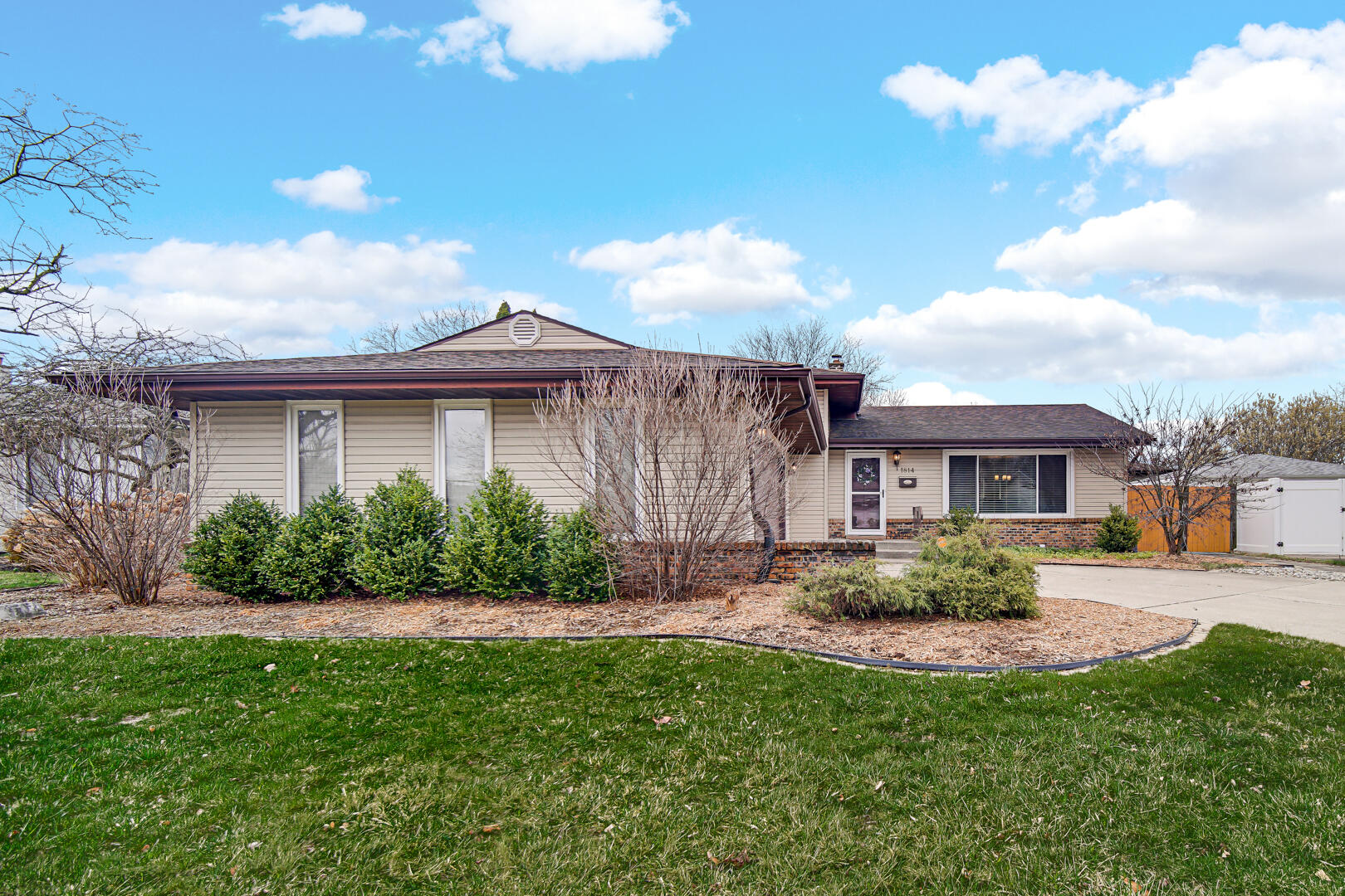 1814 Tulip Lane
