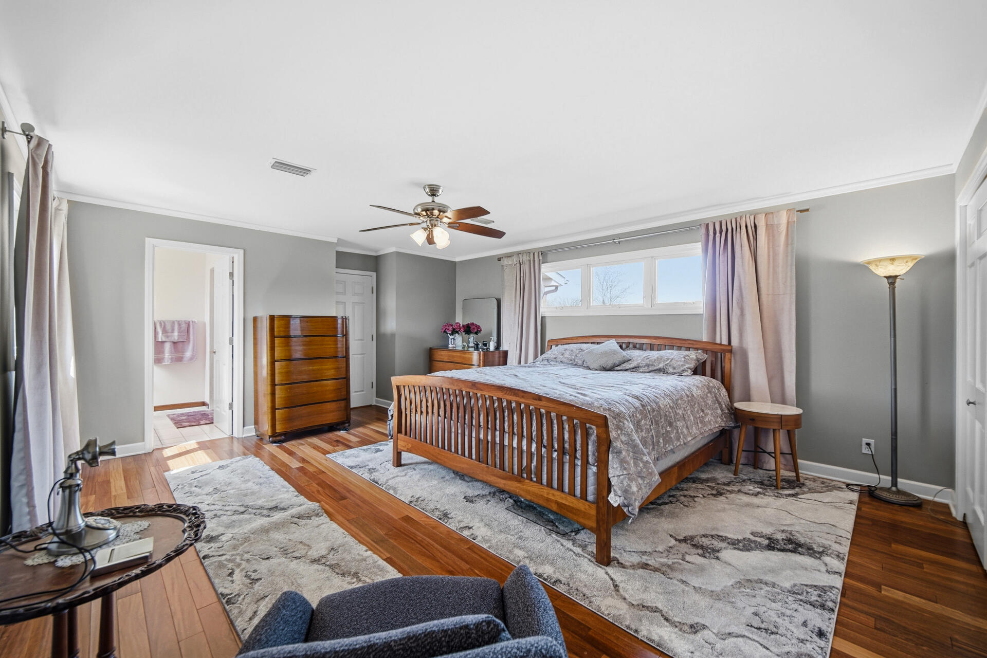 9456 Walnut Drive