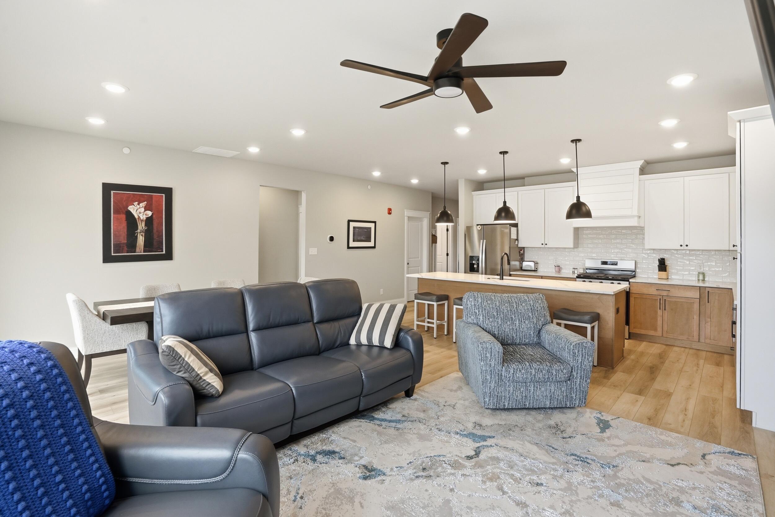 6019 S Dune Harbor Drive Unit: H