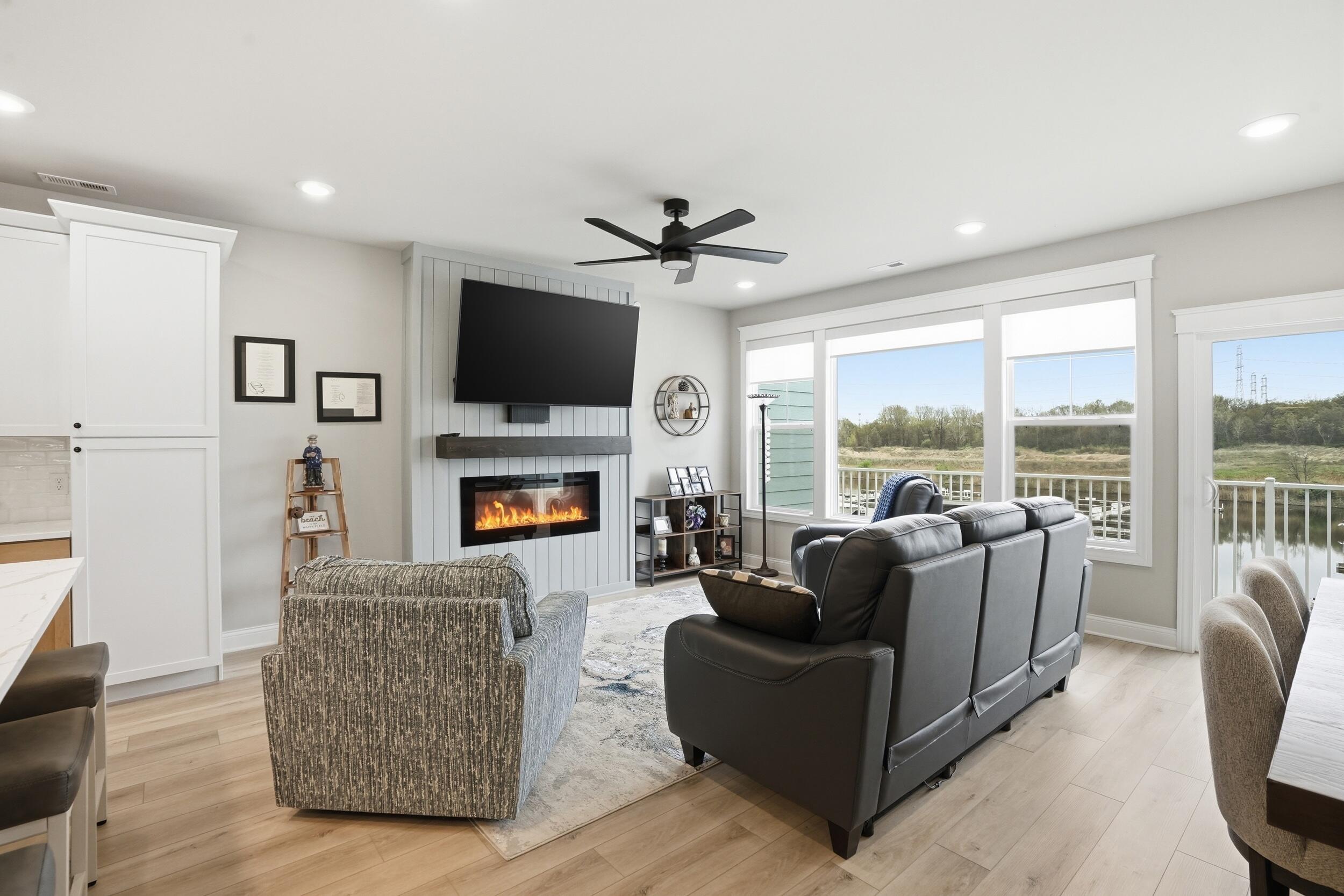 6019 S Dune Harbor Drive Unit: H