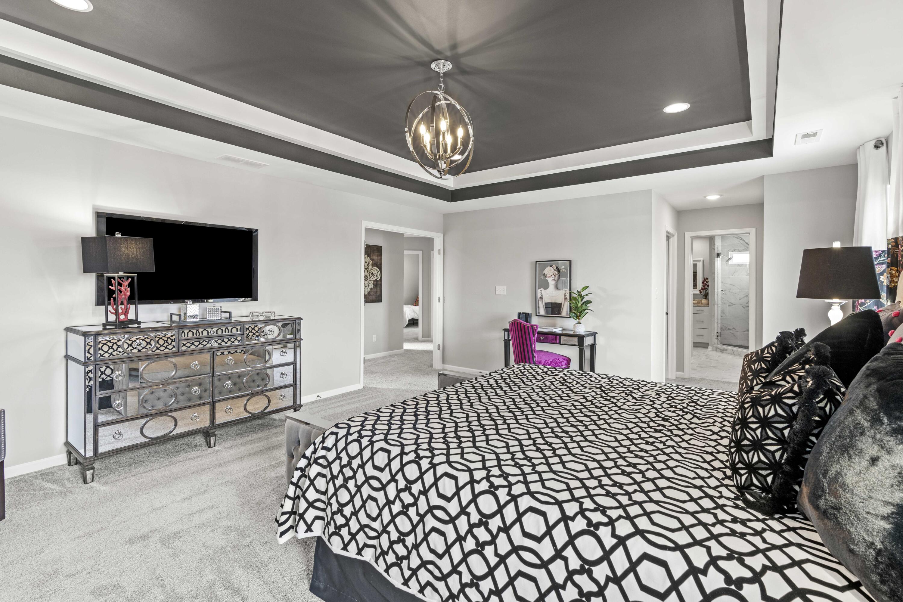 5699 Onyx Avenue