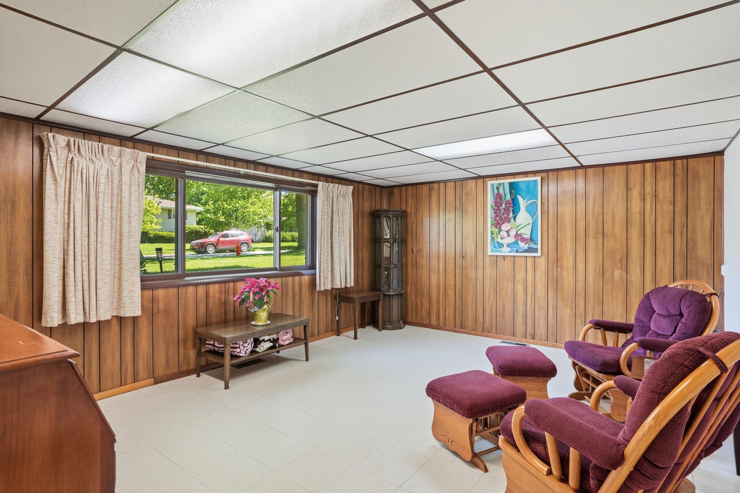 723 Maple Lane