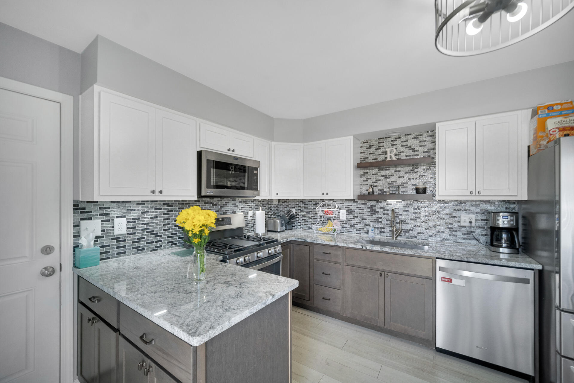 3273 Morningside Street