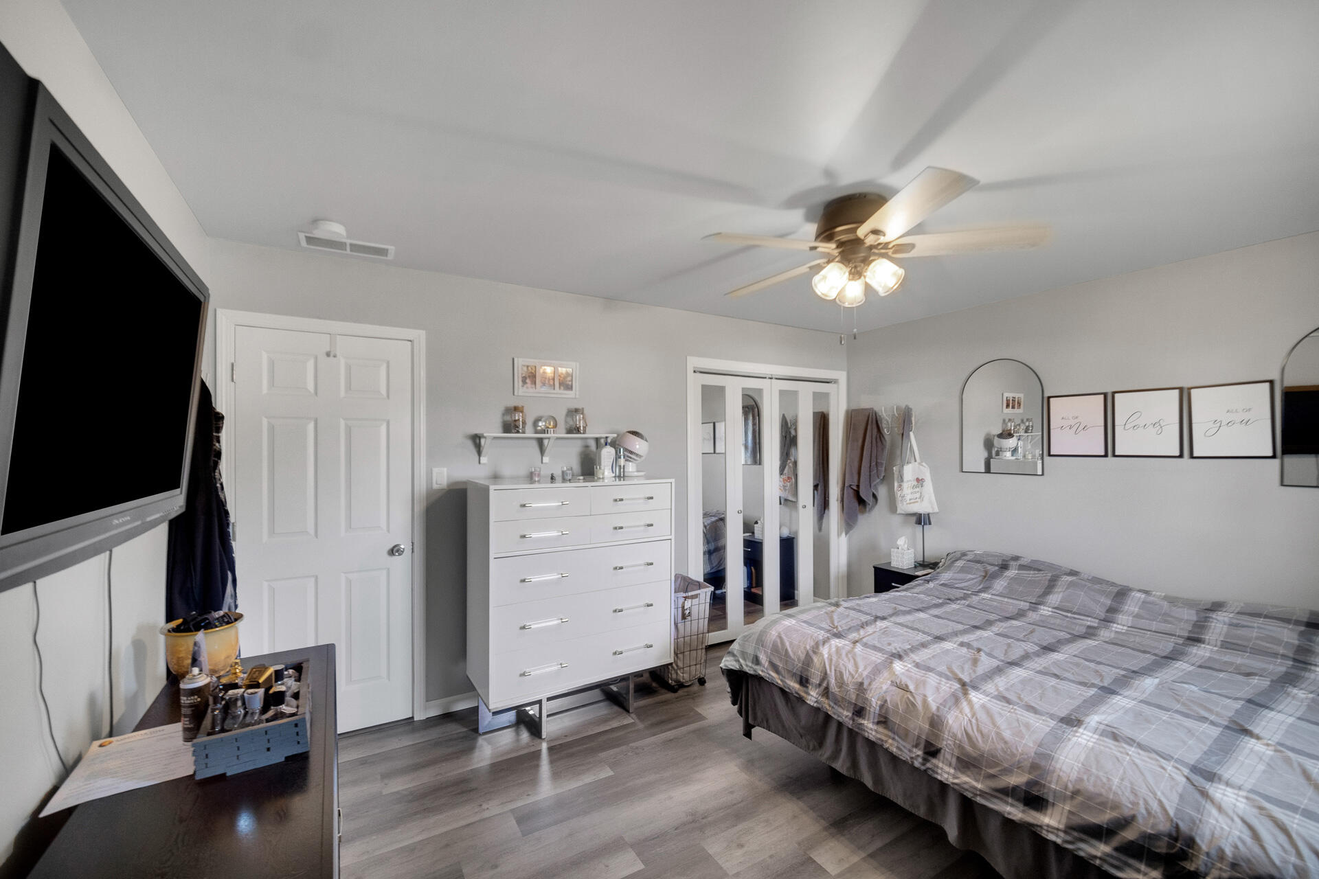 3273 Morningside Street