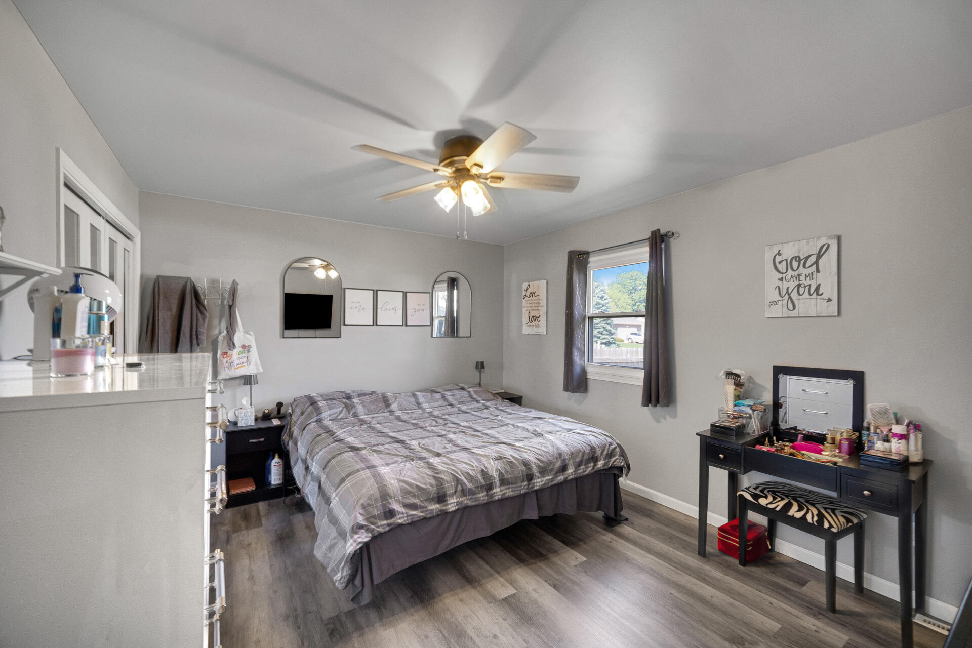 3273 Morningside Street