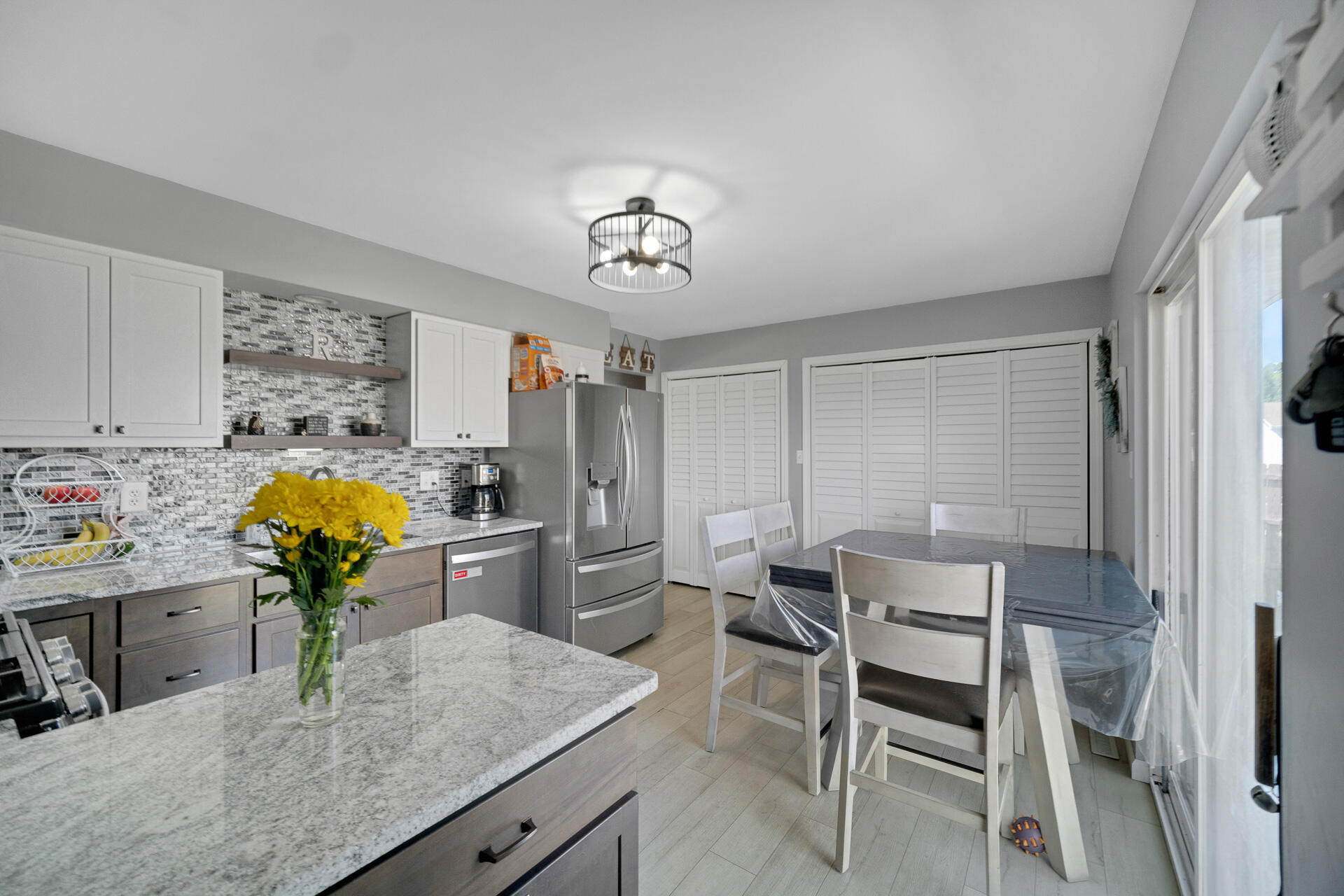 3273 Morningside Street